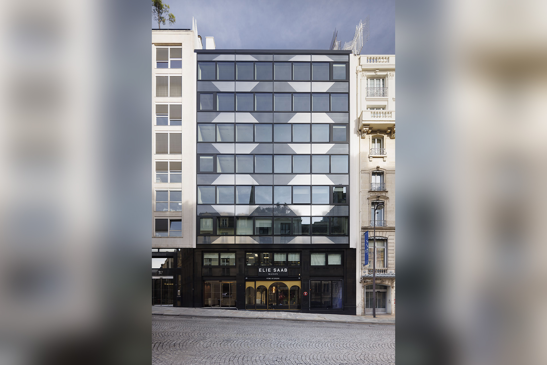 01-Facade-rue-Pierre-1er-de-Serbie